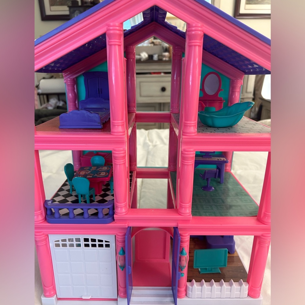 Doll House